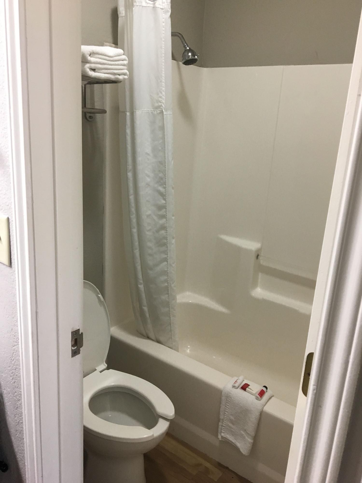 Super 8 By Wyndham San Antonio Near Fort Sam Houston Luaran gambar