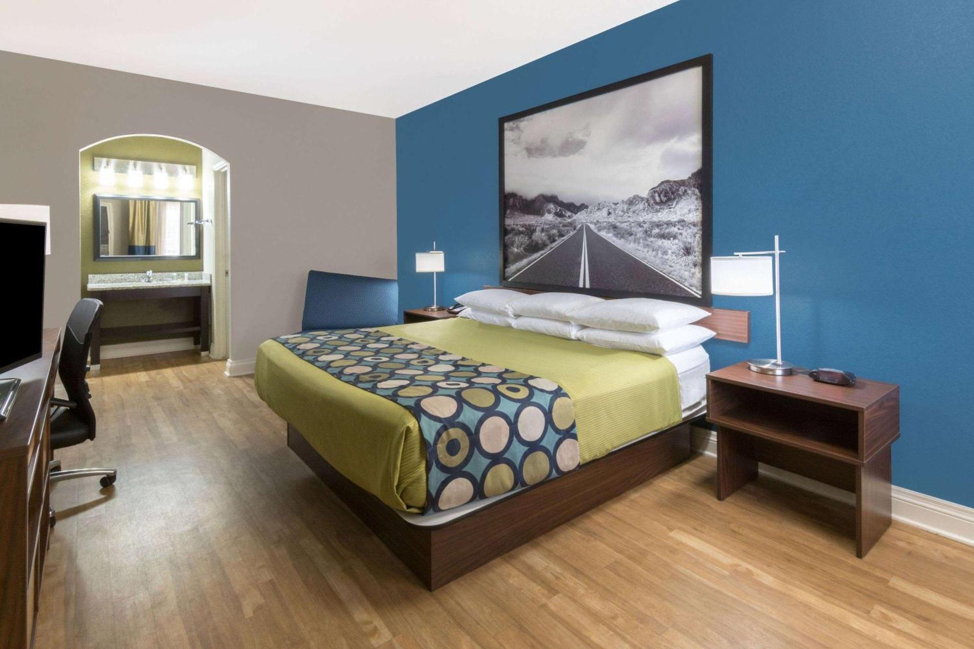 Super 8 By Wyndham San Antonio Near Fort Sam Houston Luaran gambar